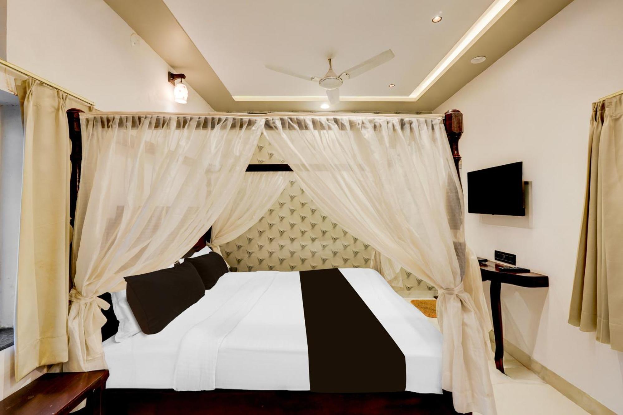 Hotel O Lake N Hill View อุเดเปอร์ ภายนอก รูปภาพ