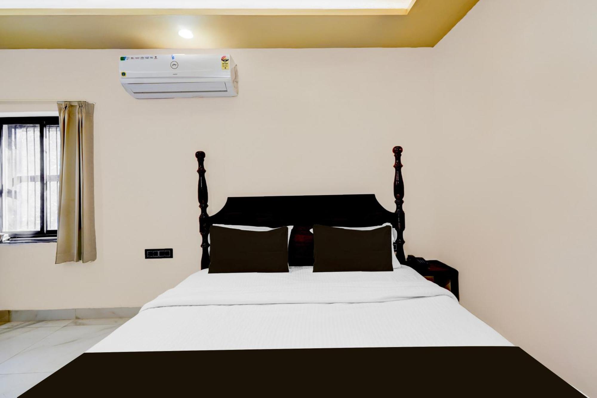Hotel O Lake N Hill View อุเดเปอร์ ภายนอก รูปภาพ